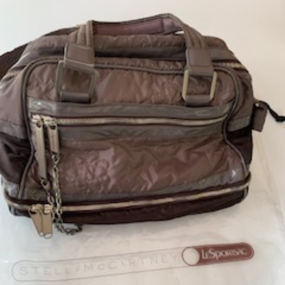 Stella McCartney Bowling Bag Lesportsac Ltd Ed XL Quilted Gray Nylon Weekender